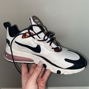 Nike Air Max 270 React